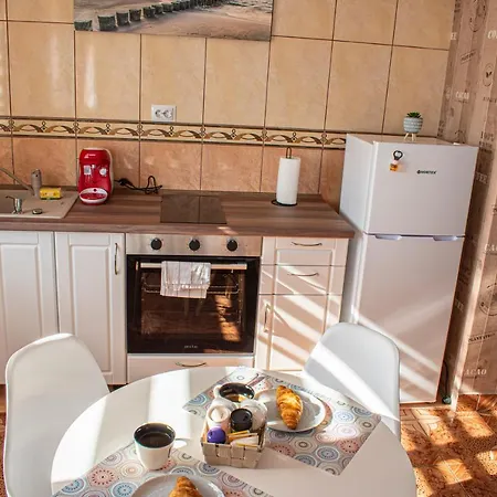 Sunset By Old Town Lägenhet Constanţa